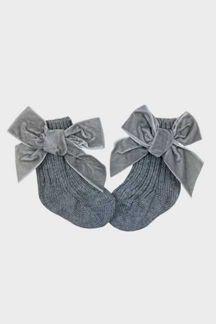velvet bow socks || grey