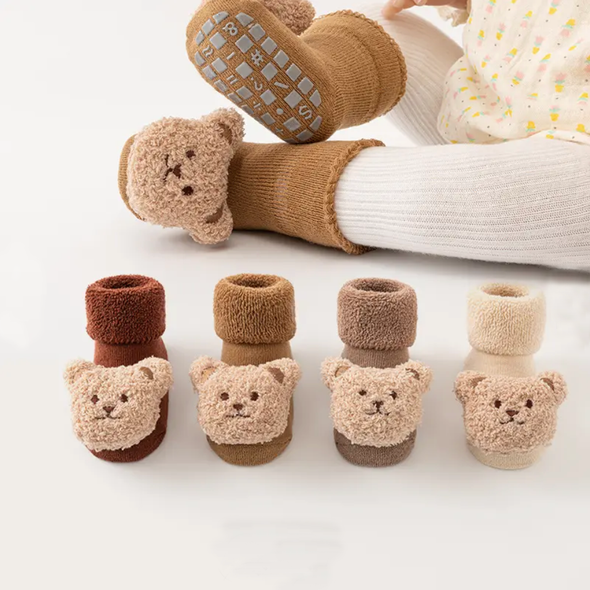 fuzzy bear anti slip socks || cream